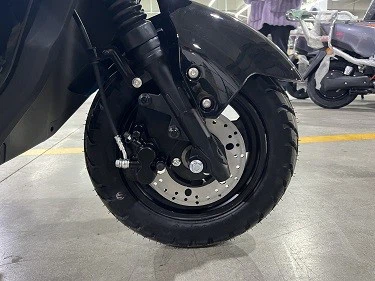 8 8